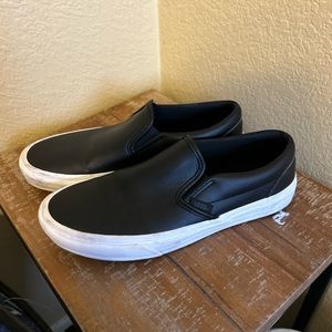 Vans classic slip on